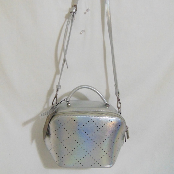 Street Level Handbags - Street Level Silver Metallic Crossbody